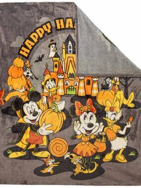 Mickey Mouse and Friends Halloween Fleece Throw 2026